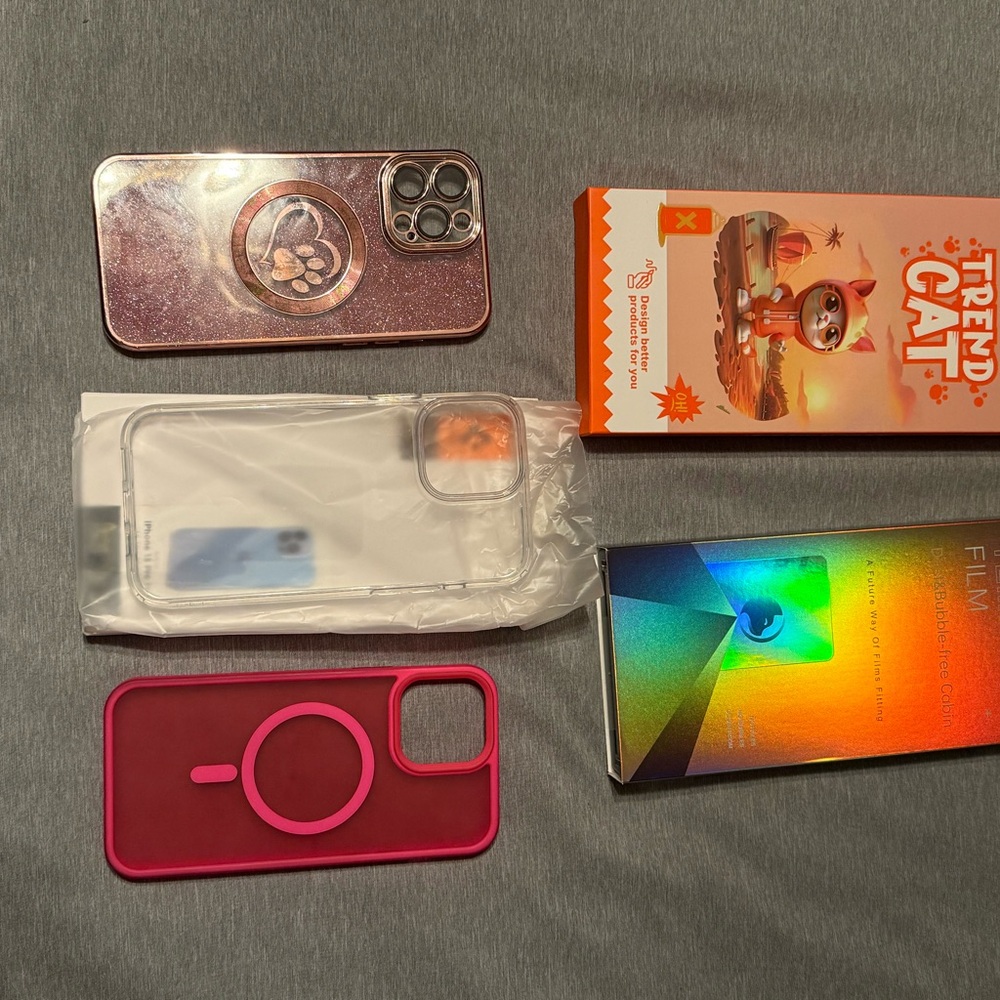 iPhone 13 Promax cases and privacy screen protectors